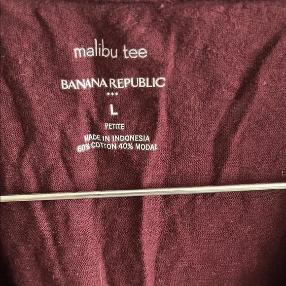 Banana Republic Burgundy Sleeveless Top - Picture 2 of 5